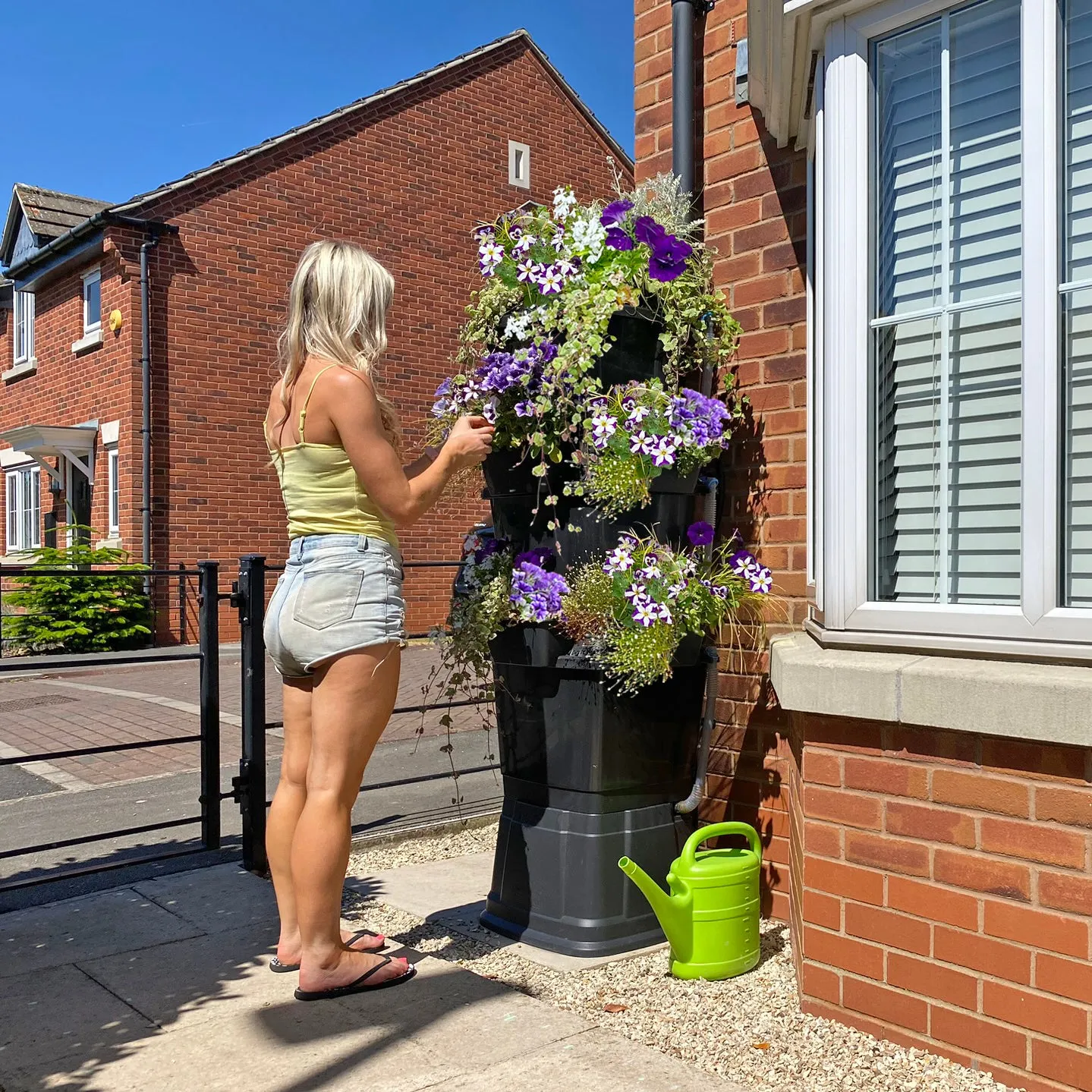 3 Tier 200 Litre Water Butt With Planters