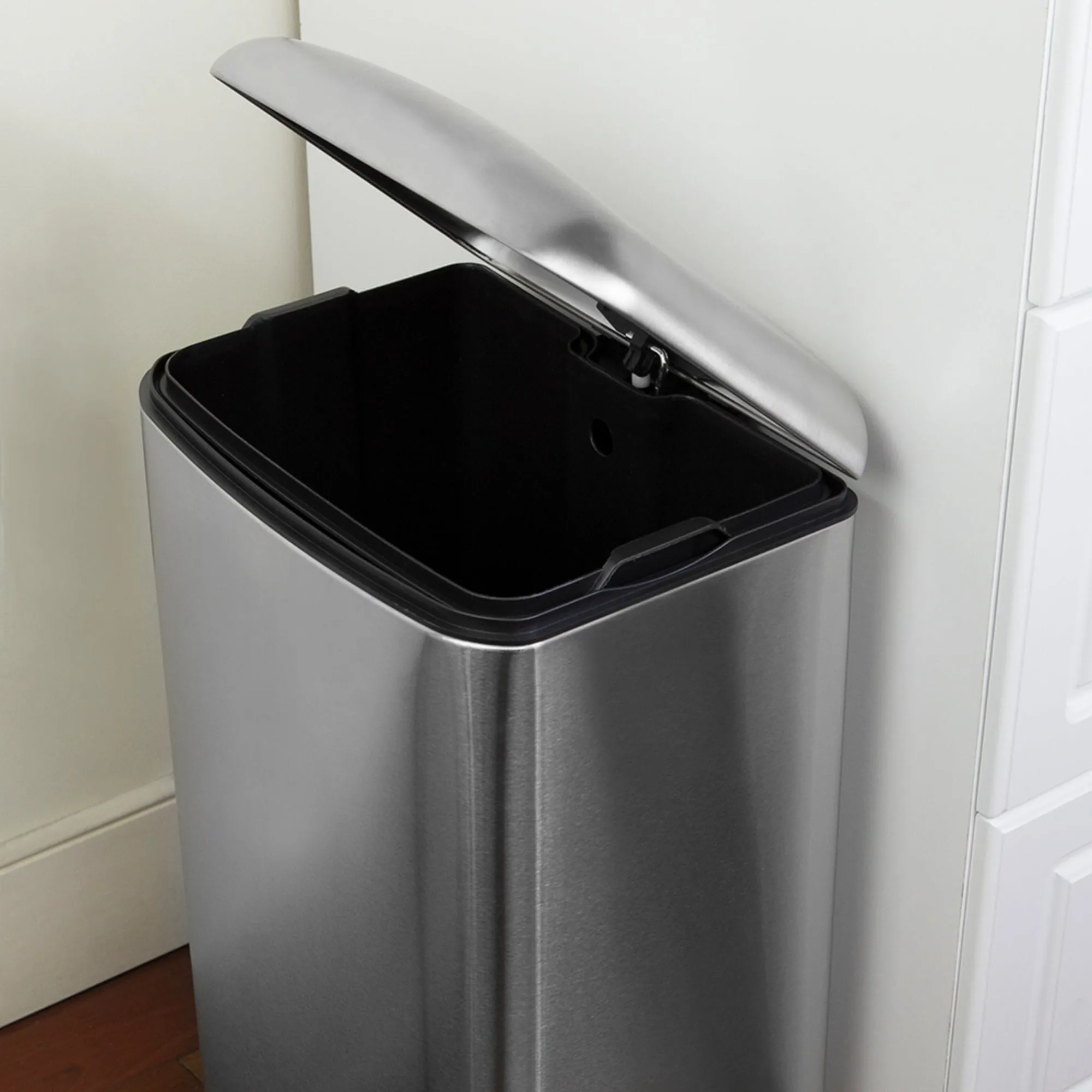 30 Liter Soft-Close Waste Bin