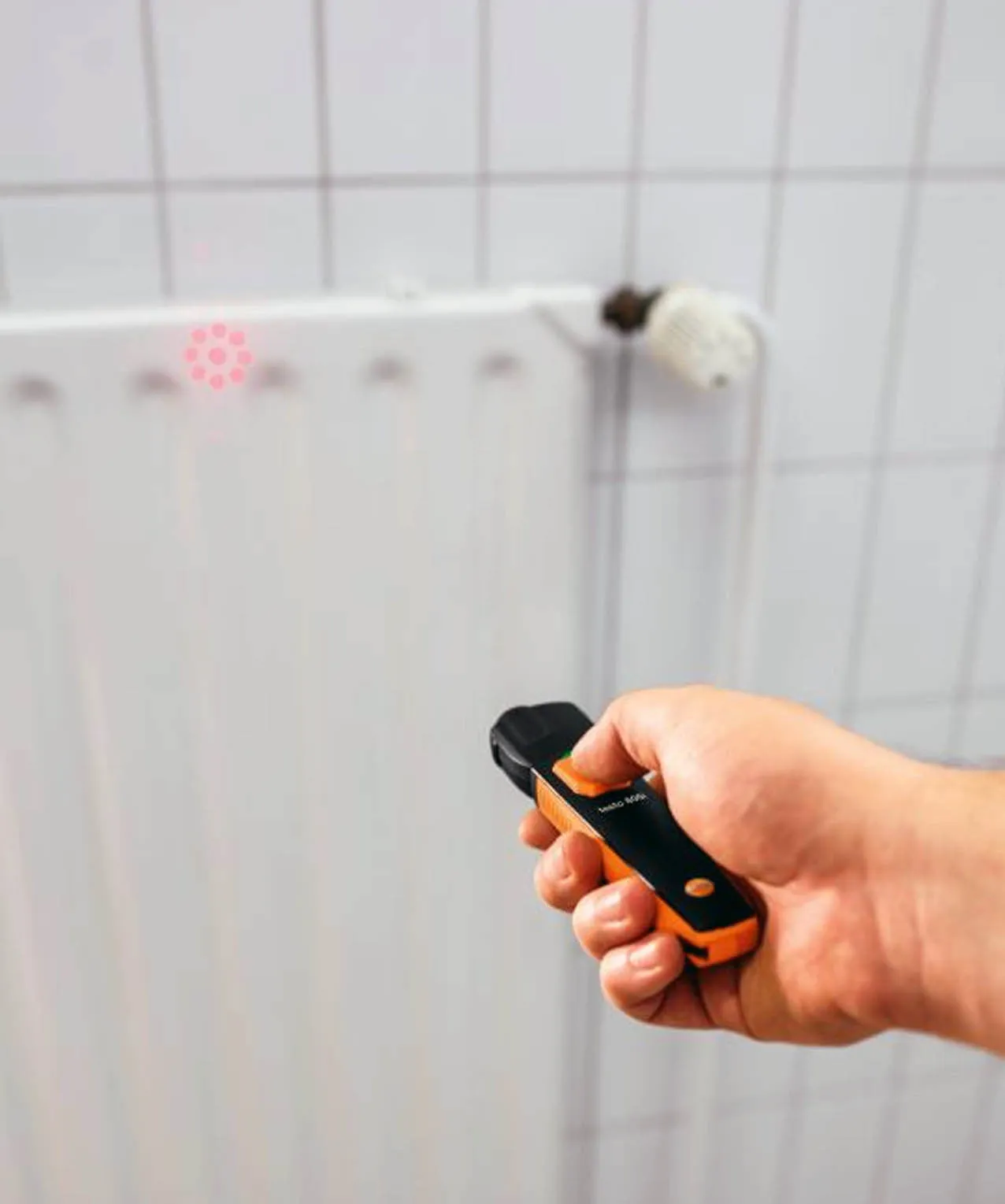 Infrared Thermometer with Smart App | Testo 805i
