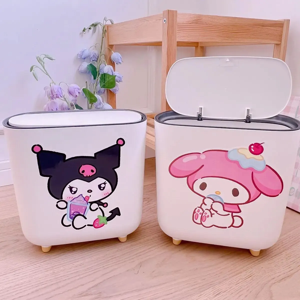 Kawaii Short-Legged Sanrio Trash Can