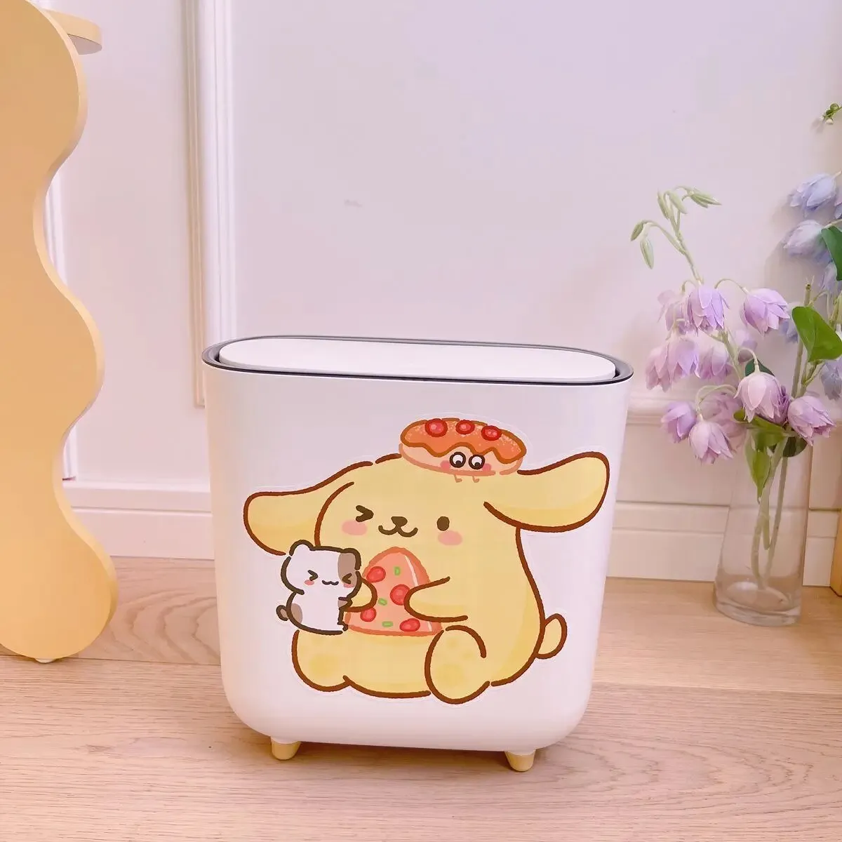 Kawaii Short-Legged Sanrio Trash Can