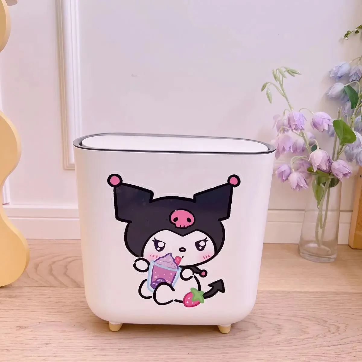 Kawaii Short-Legged Sanrio Trash Can