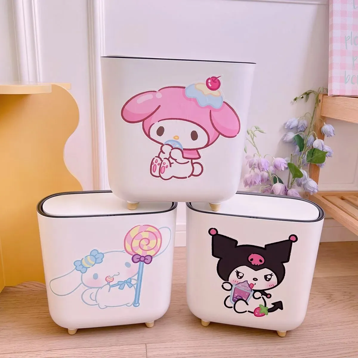 Kawaii Short-Legged Sanrio Trash Can