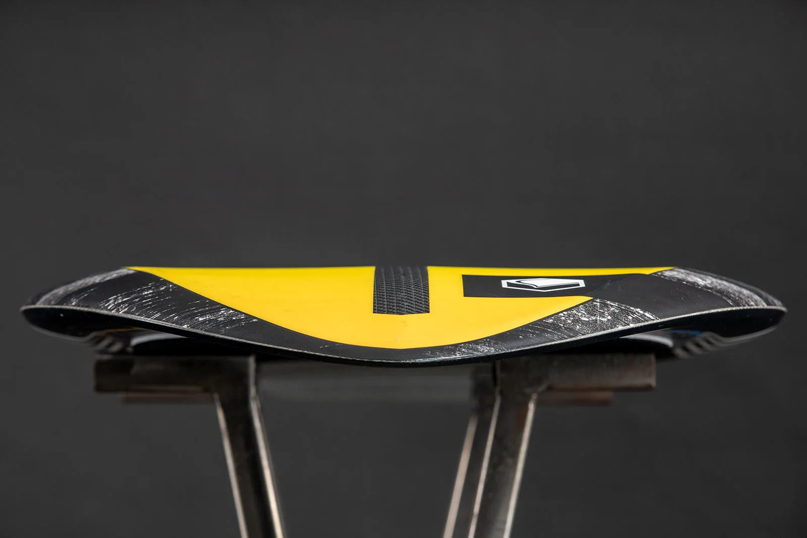 Liquid Force Nebula Foil Board W/Carbon Horizon 125 OR 160 Foil Set Package