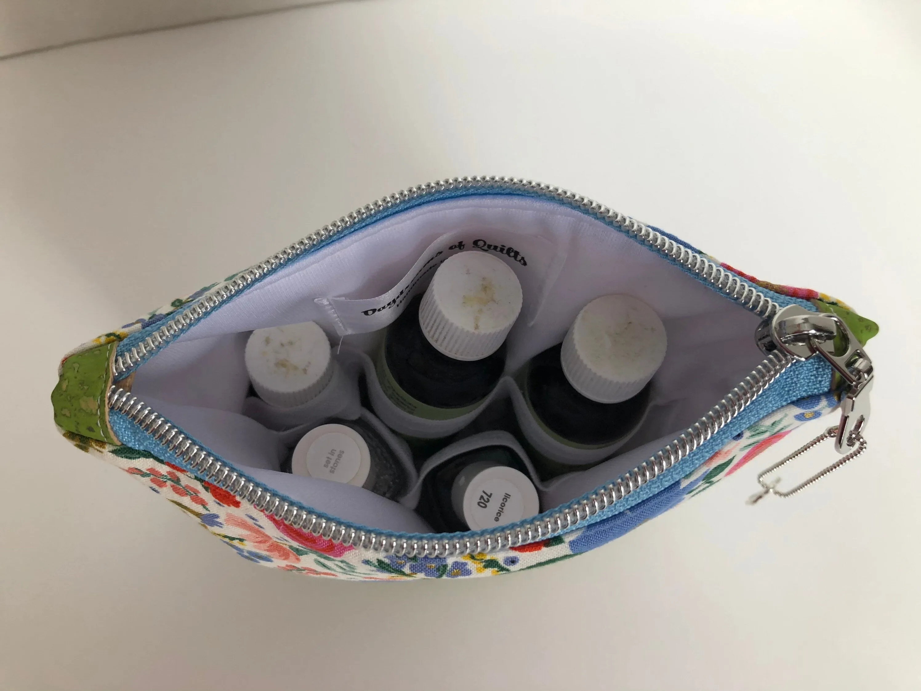 Rifle Paper Co Floral Essential Oil Pouch, Nail Polish Zipper Pouch, Waterproof Cosmetics Bag
