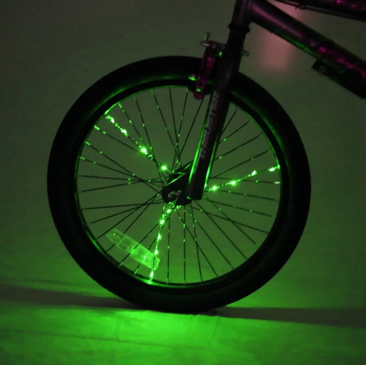 Spoke Brightz LED Bicycle Spoke Accessory, Green