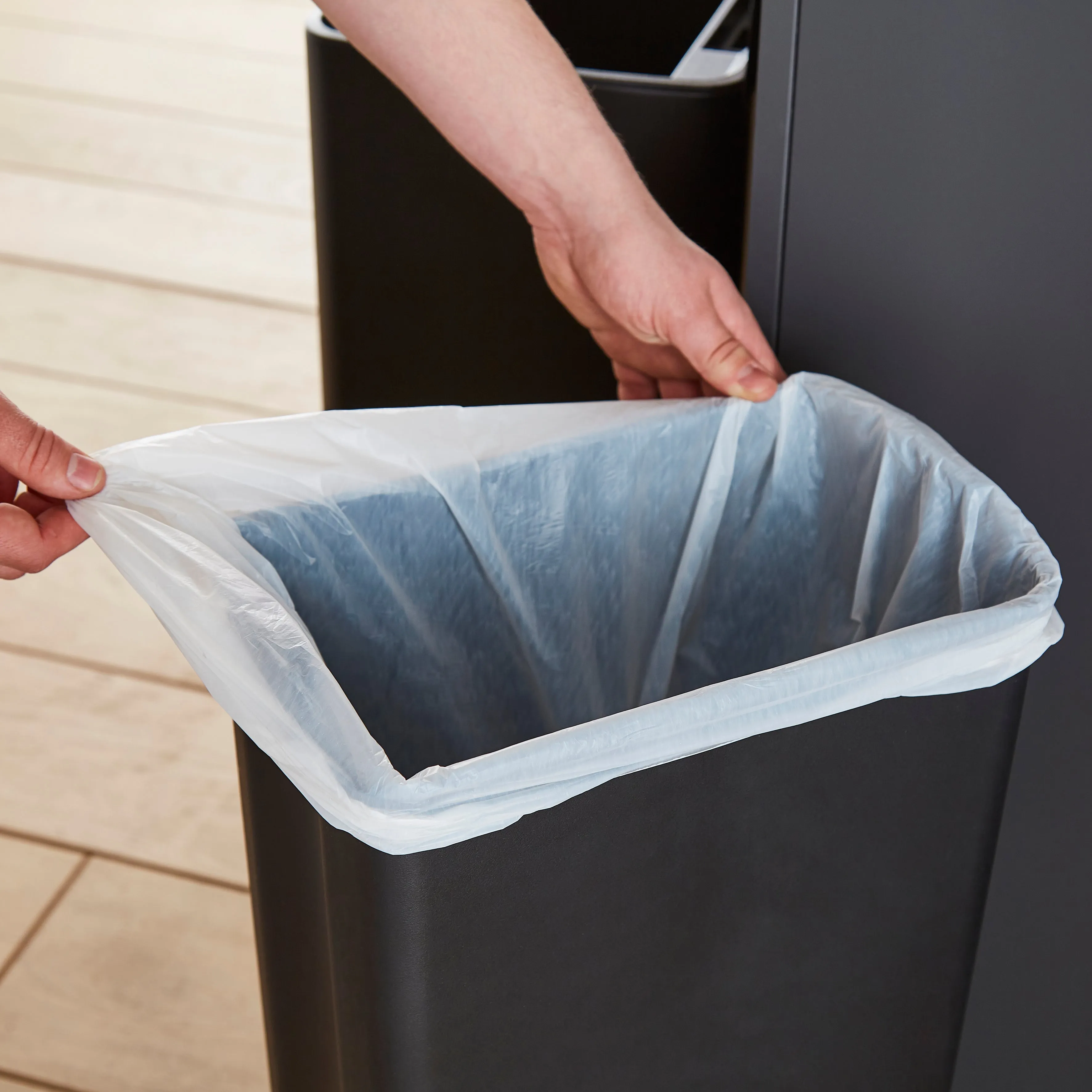 Stealth 30L Pedal Bin