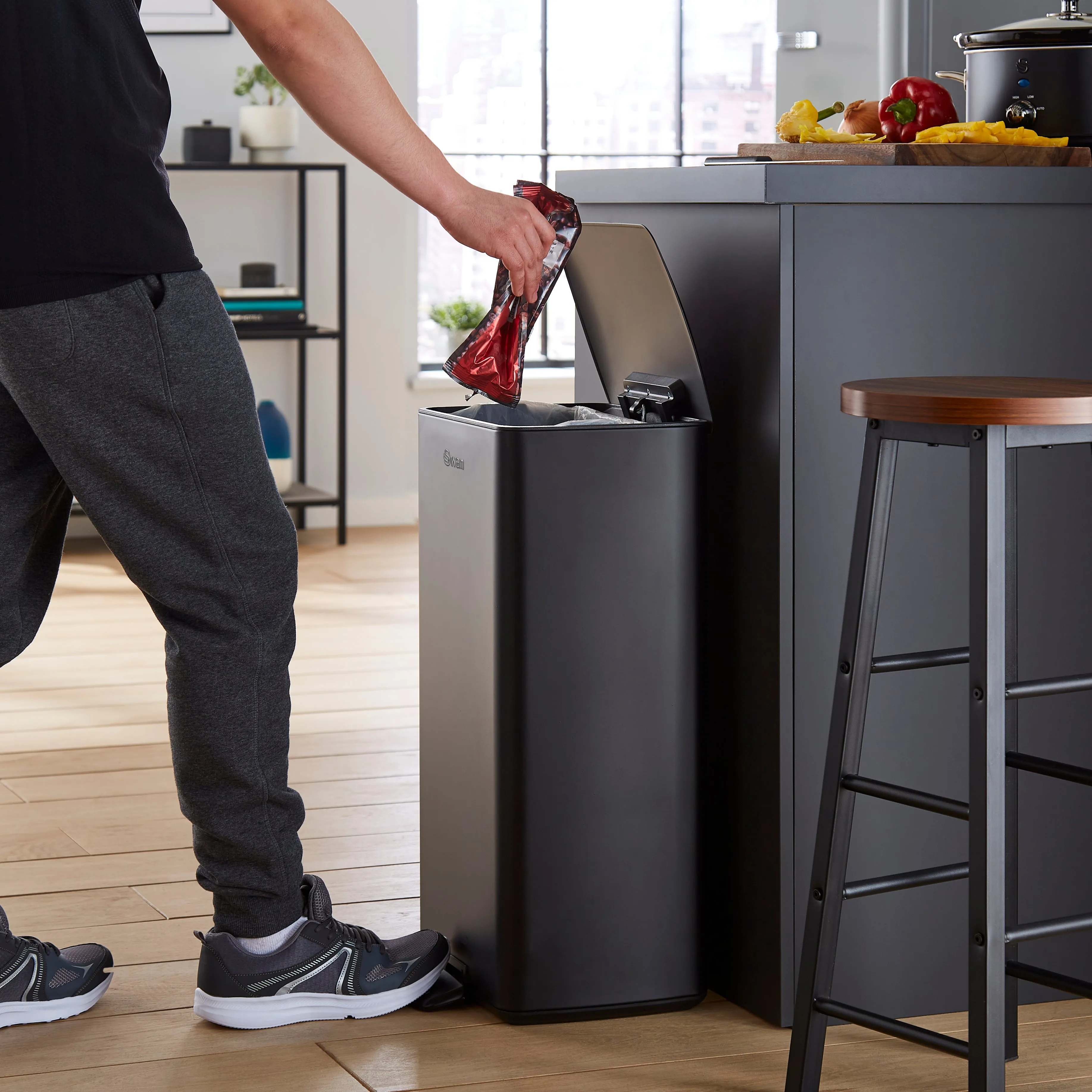 Stealth 30L Pedal Bin