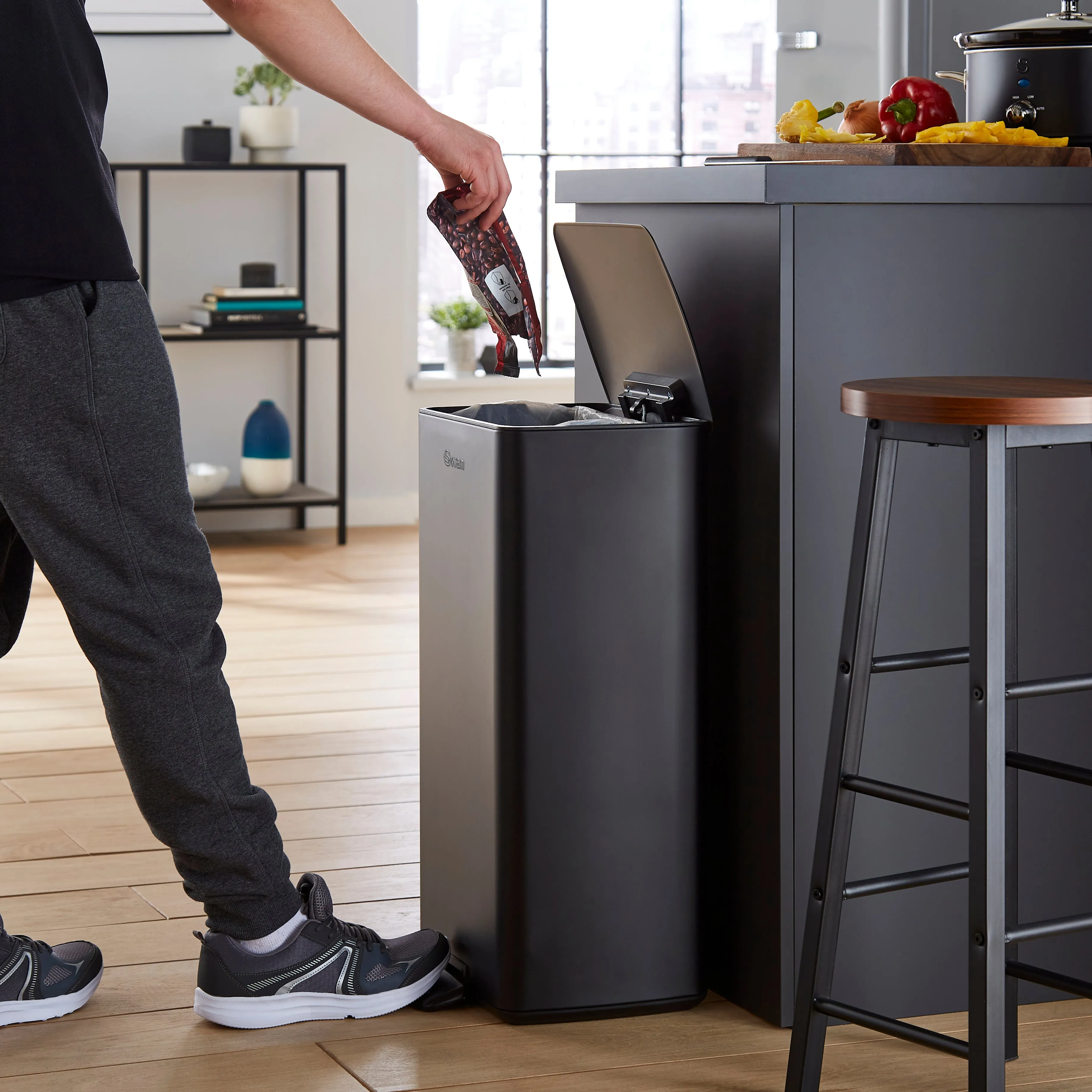Stealth 30L Pedal Bin