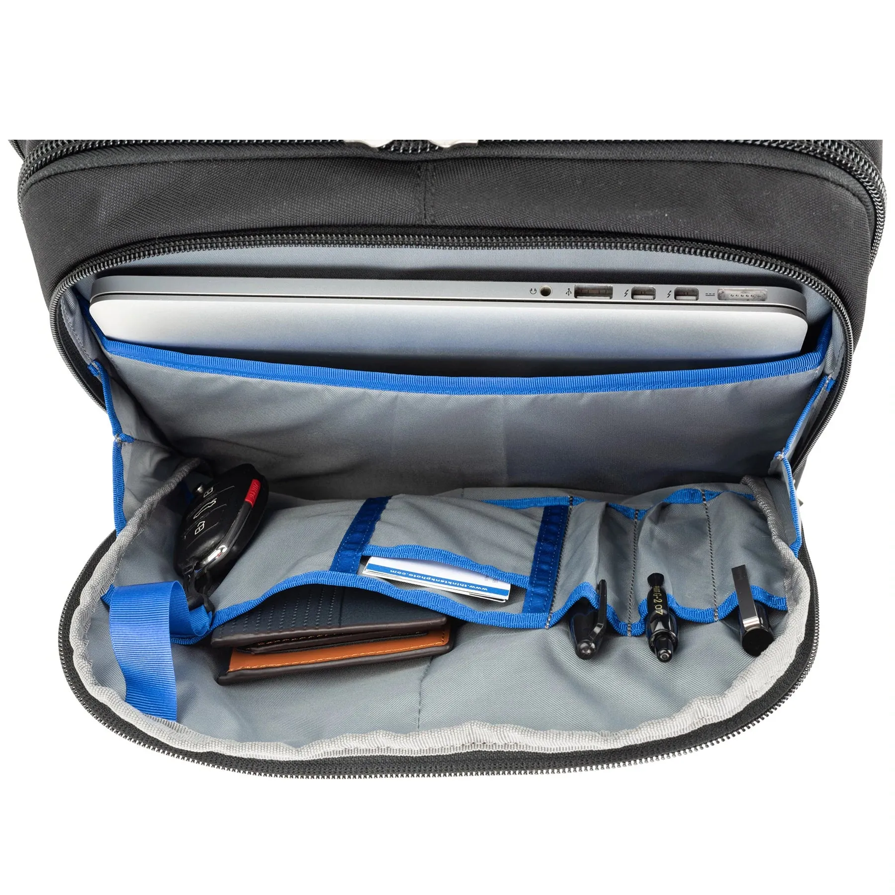 Think Tank - Essentials Convertible Rolling Backpack