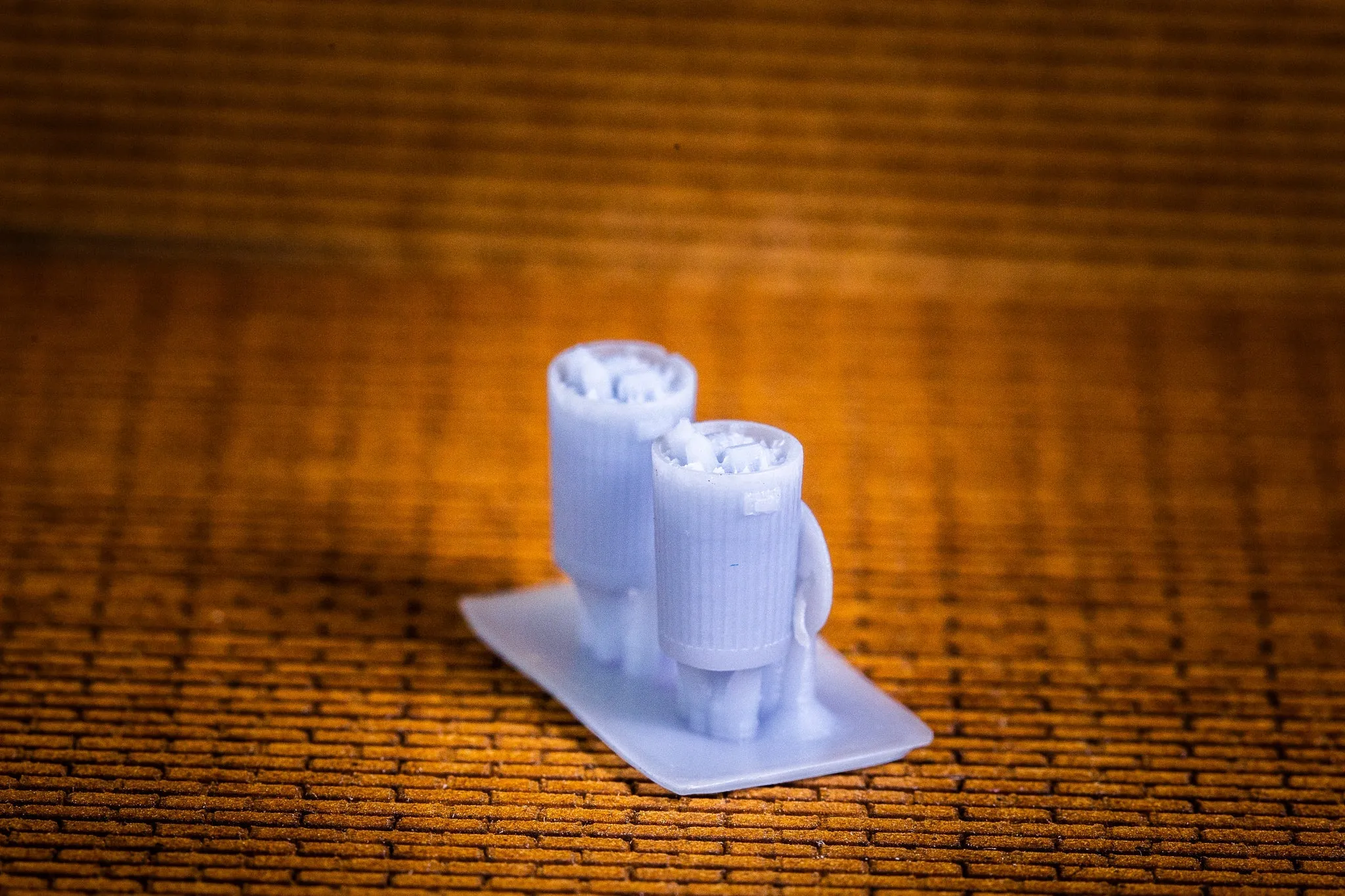 Trash Cans – 65 pack – N Scale