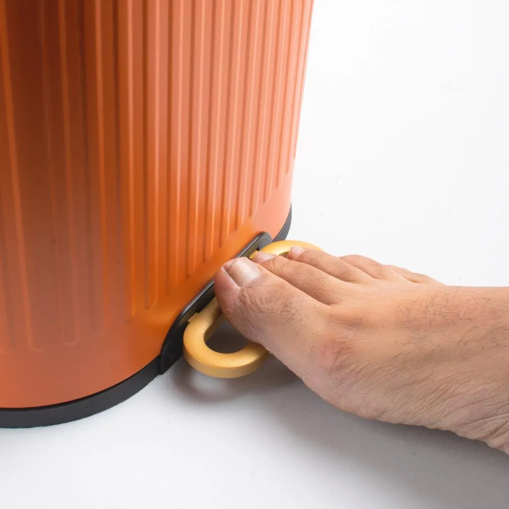 Urban Glow Pedal Dustbin