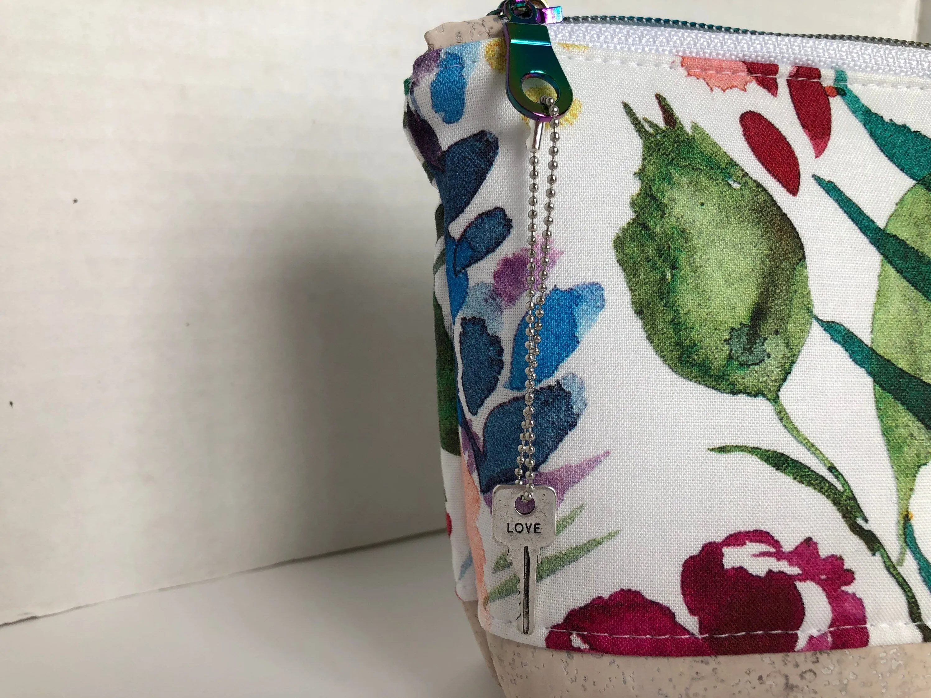 Watercolour Floral Essential Oil Pouch, Nail Polish Zipper Pouch, Waterproof Cosmetics Bag